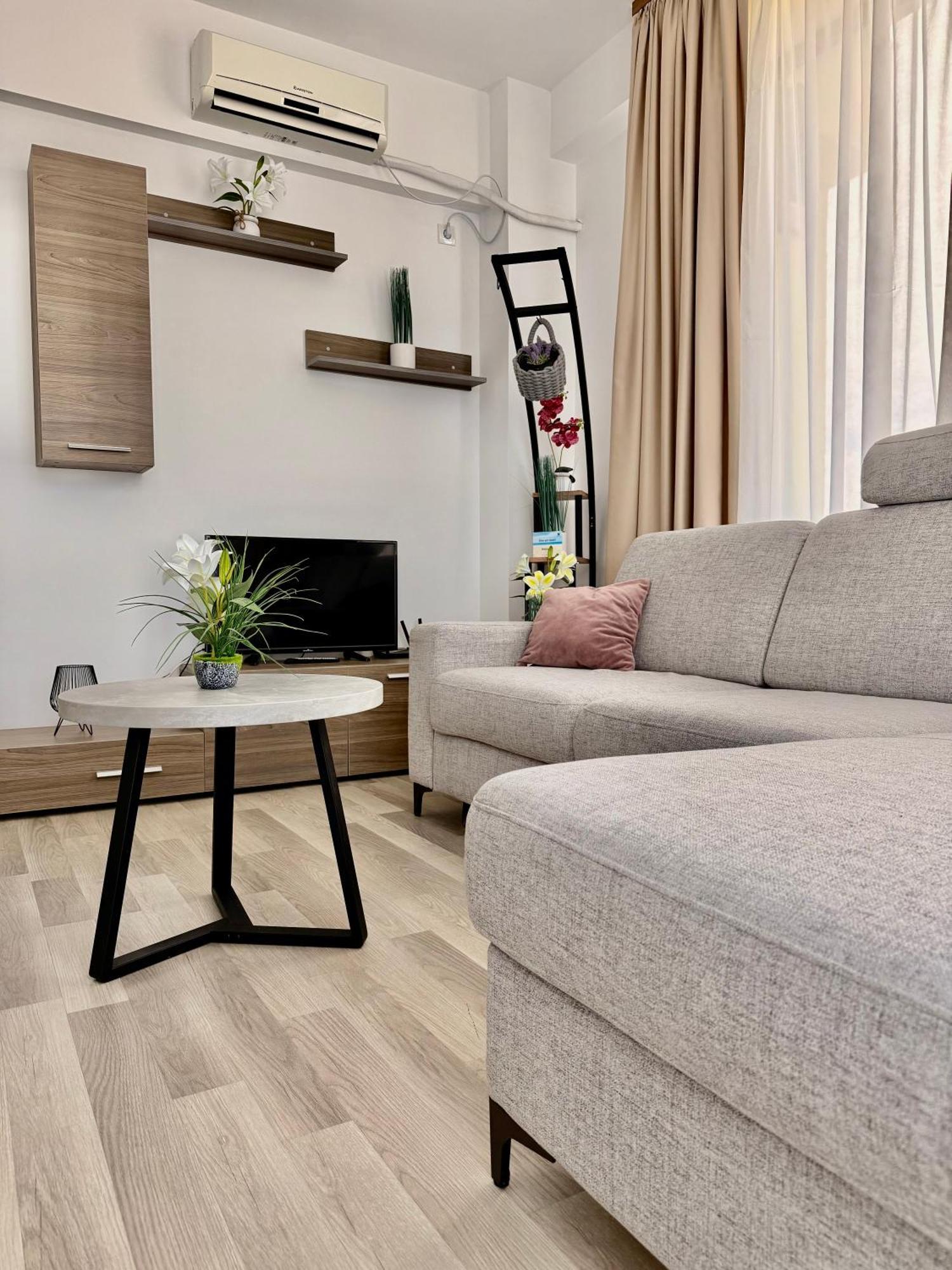 Aqua Vista Nuba - Vedere Top La Mare Si Lac - Apartament 2 Camere Summerland - Mamaia مامايا المظهر الخارجي الصورة